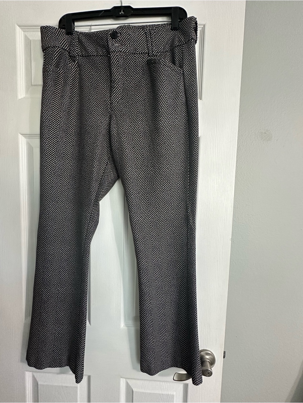 Torrid Studio Pants size 16 short GUC
